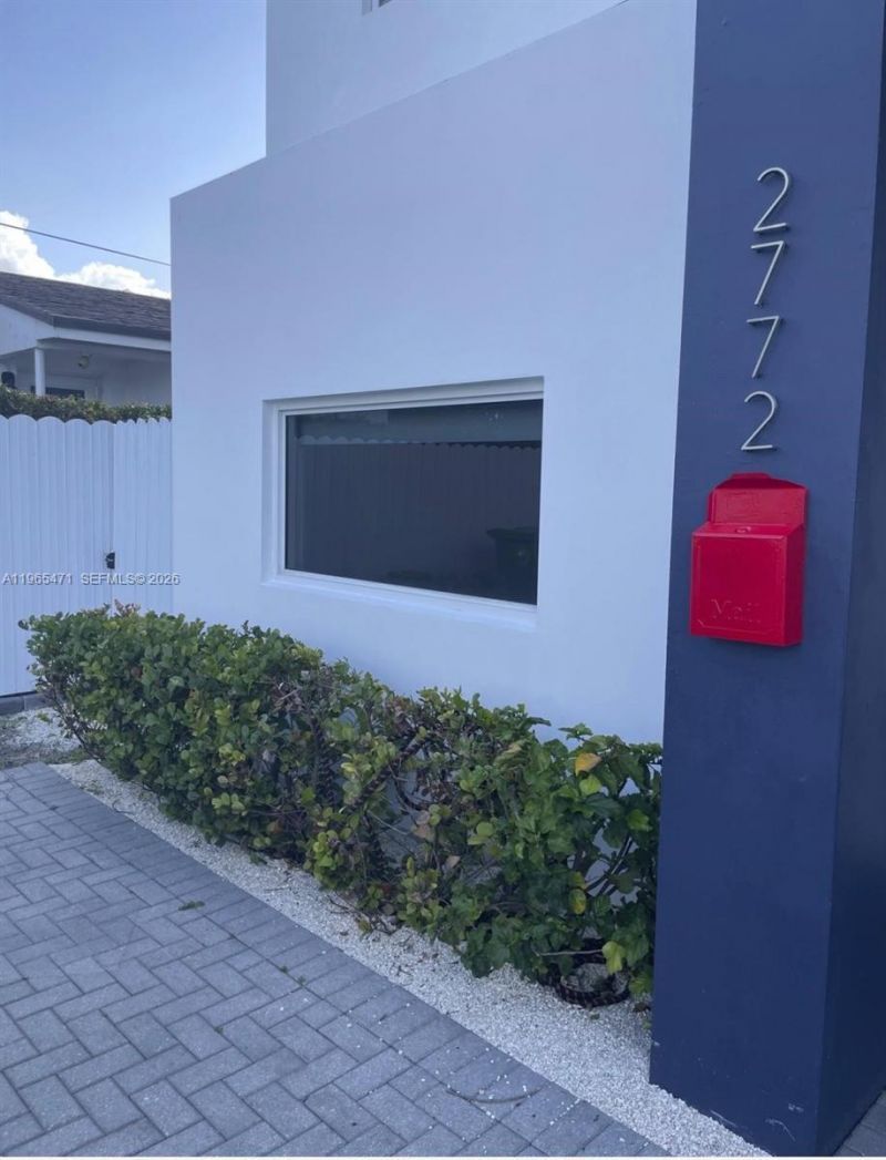 2772 SW 31st Ct , Unit 2772, Miami, FL 33133 Photo
