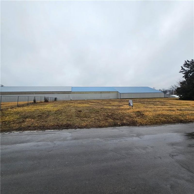 N 24th Street, Lexington, MO 64067 Main Photo