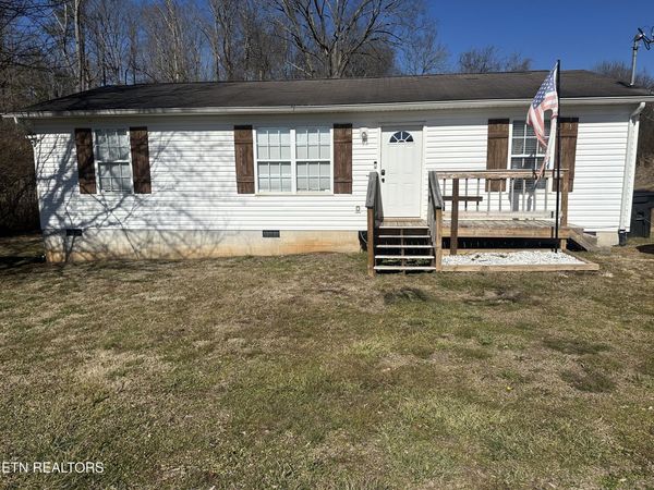 141 Edgewood Drive, Sweetwater, TN 37874