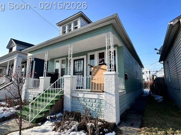 2393 Botsford Street, Hamtramck, MI 48212