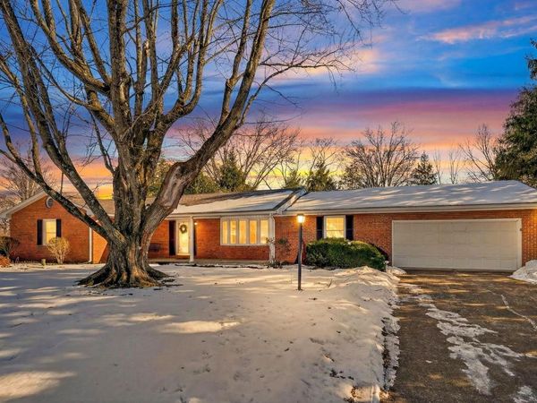 710 Hawthorne Drive, Circleville, OH 43113