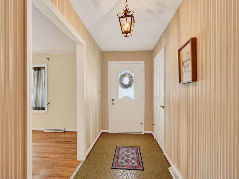 710 Hawthorne Drive, Circleville, OH 43113 Photo 7