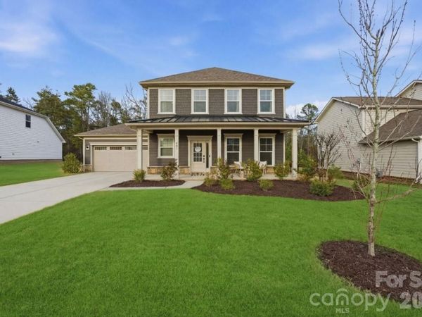 607 Southstone Drive, Matthews, NC 28104