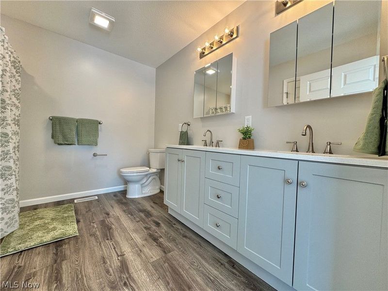 406 S Raccoon Road, Austintown, OH 44515 Photo 13