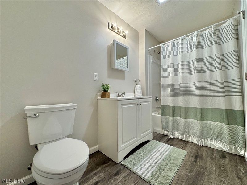 406 S Raccoon Road, Austintown, OH 44515 Photo 18