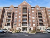 390 W Mahogany Court, Palatine, IL 60067 primary photo