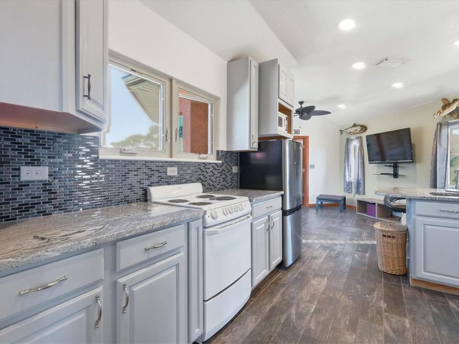 Property Image 62