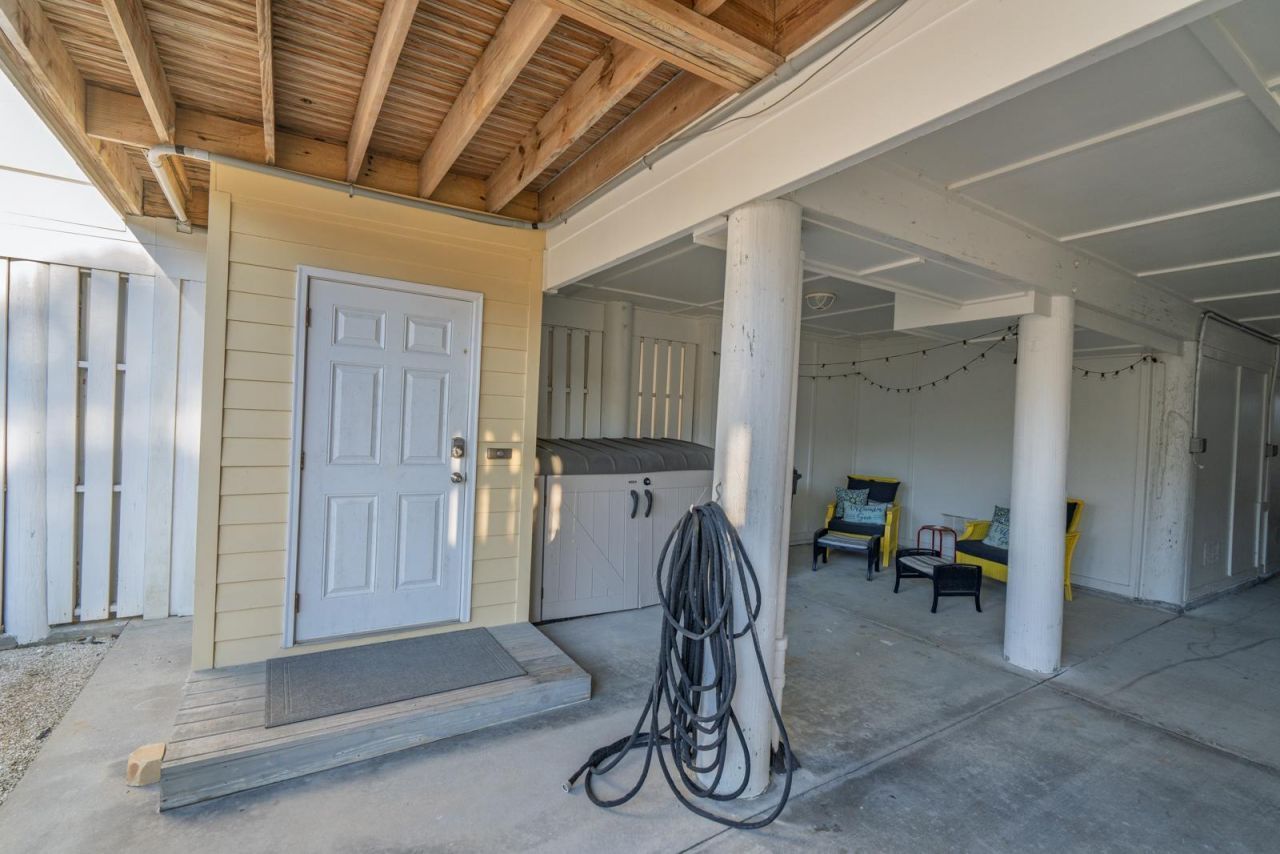 801 B Jungle Road Photo 45