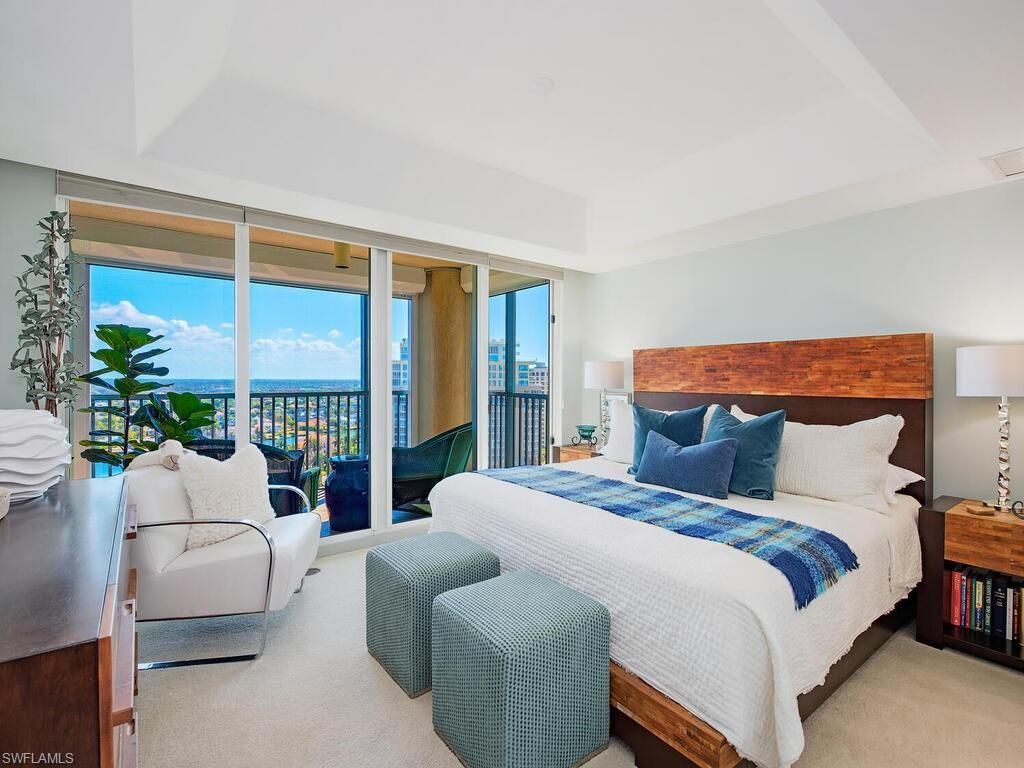 4651 Gulf Shore Blvd N, Unit 1707, Naples, FL 34103 Photo
