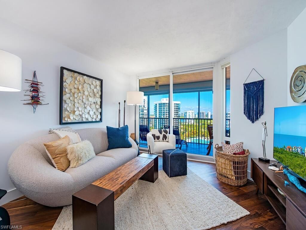 4651 Gulf Shore Blvd N, Unit 1707, Naples, FL 34103 Photo