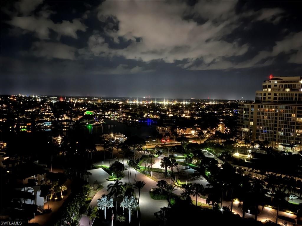 4651 Gulf Shore Blvd N, Unit 1707, Naples, FL 34103 Photo