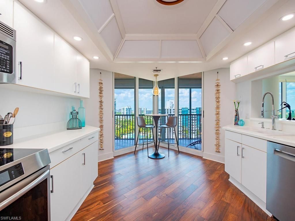 4651 Gulf Shore Blvd N, Unit 1707, Naples, FL 34103 Photo