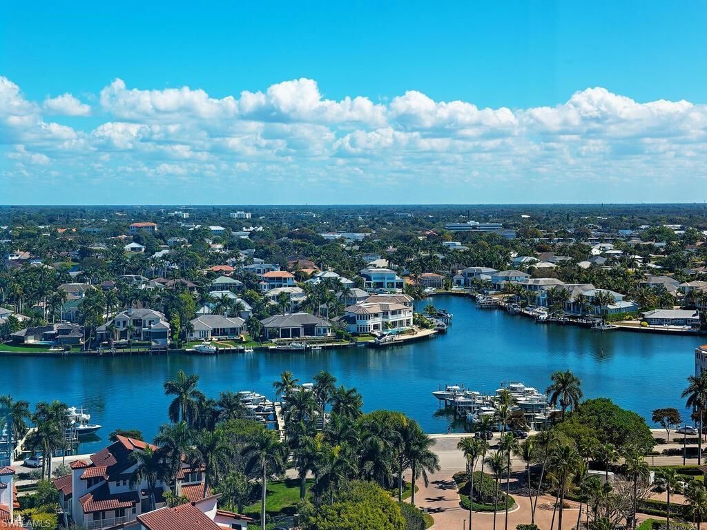 4651 Gulf Shore Blvd N, Unit 1707, Naples, FL 34103 Photo