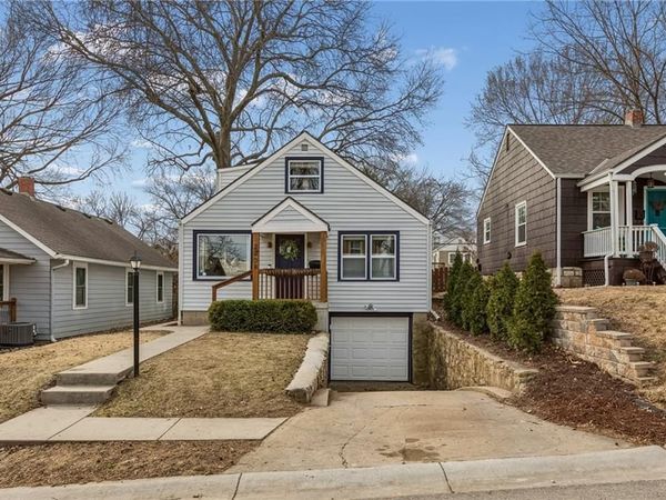 2003 W 47th Terrace, Westwood, KS 66205