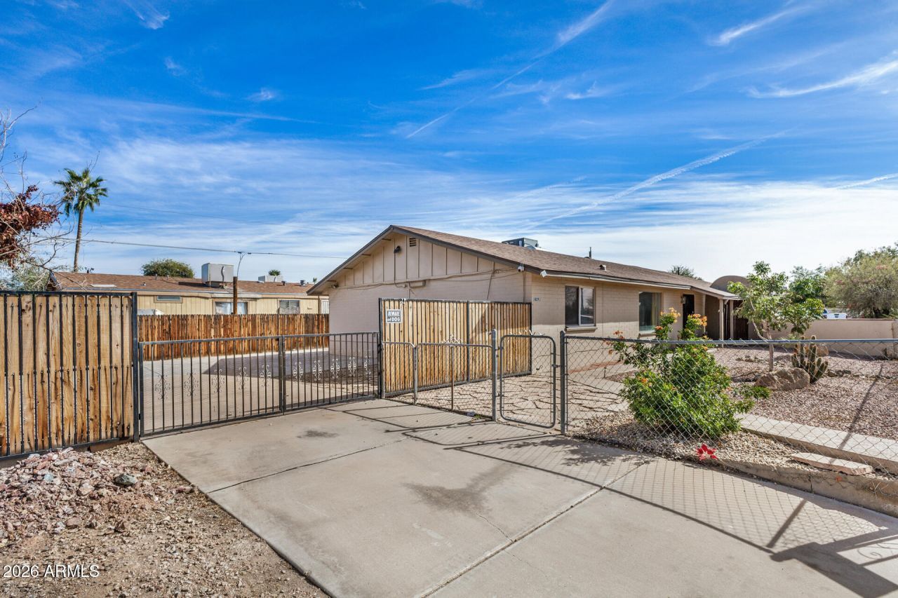 10291 N 91st Avenue, Peoria, AZ 85345 Main Photo