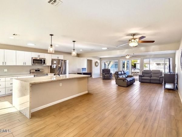 10508 W KELSO Drive, Sun City, AZ 85351