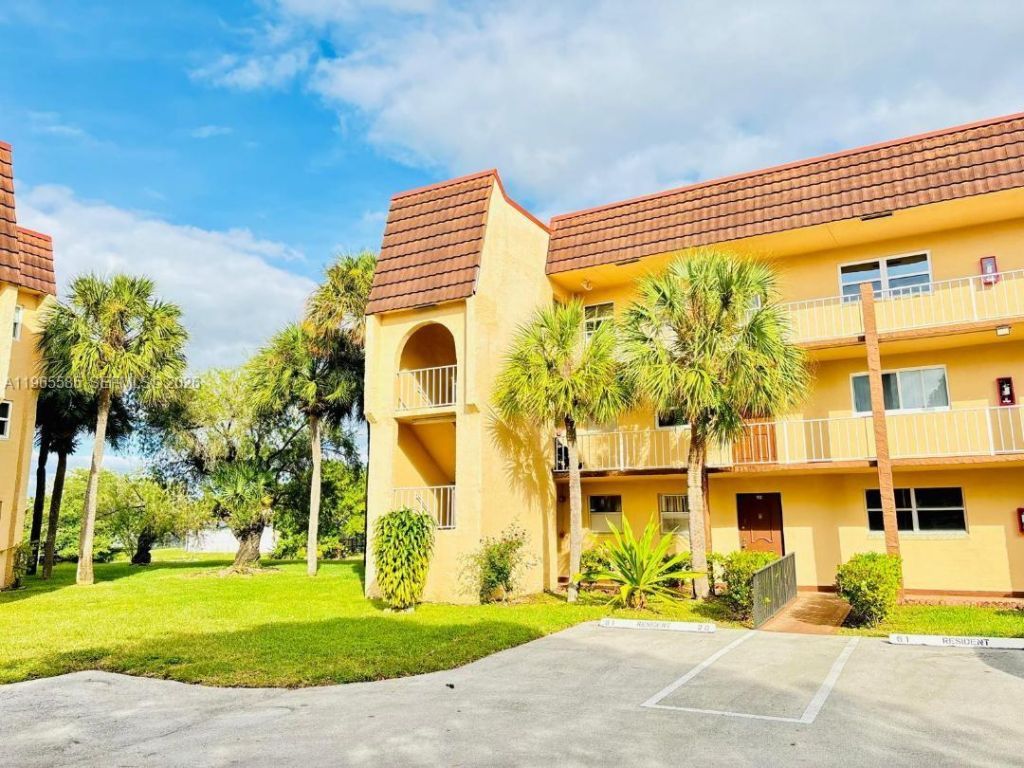 2780 N Pine Island Rd, Unit 101, Sunrise, FL 33322 Photo