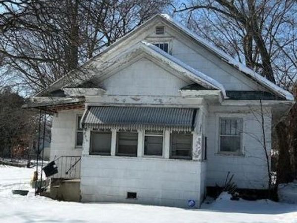 956 Union Street, Benton Harbor, MI 49022