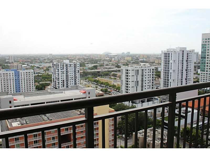 999 SW 1st Ave , Unit 2106, Miami, FL 33130 Photo