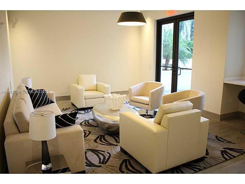 999 SW 1st Ave , Unit 2106, Miami, FL 33130 Photo