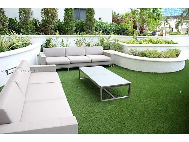 999 SW 1st Ave , Unit 2106, Miami, FL 33130 Photo