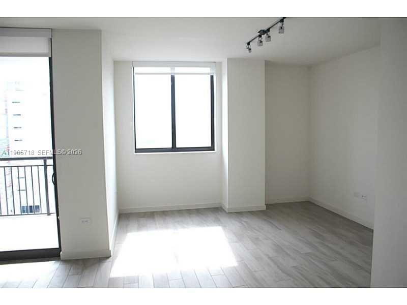 999 SW 1st Ave , Unit 2106, Miami, FL 33130 Photo