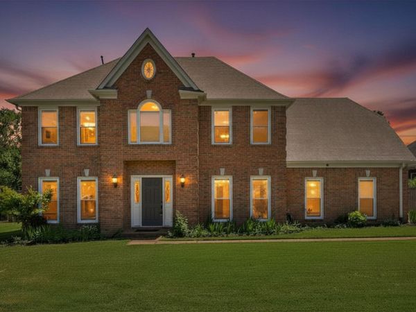 383 NOLLEY DR E, Collierville, TN 38017