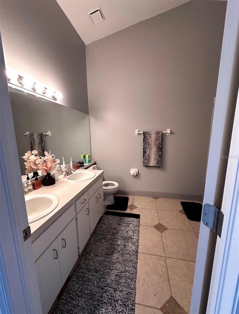 6210 Bayside Key Drive, Tampa, FL 33615 Photo