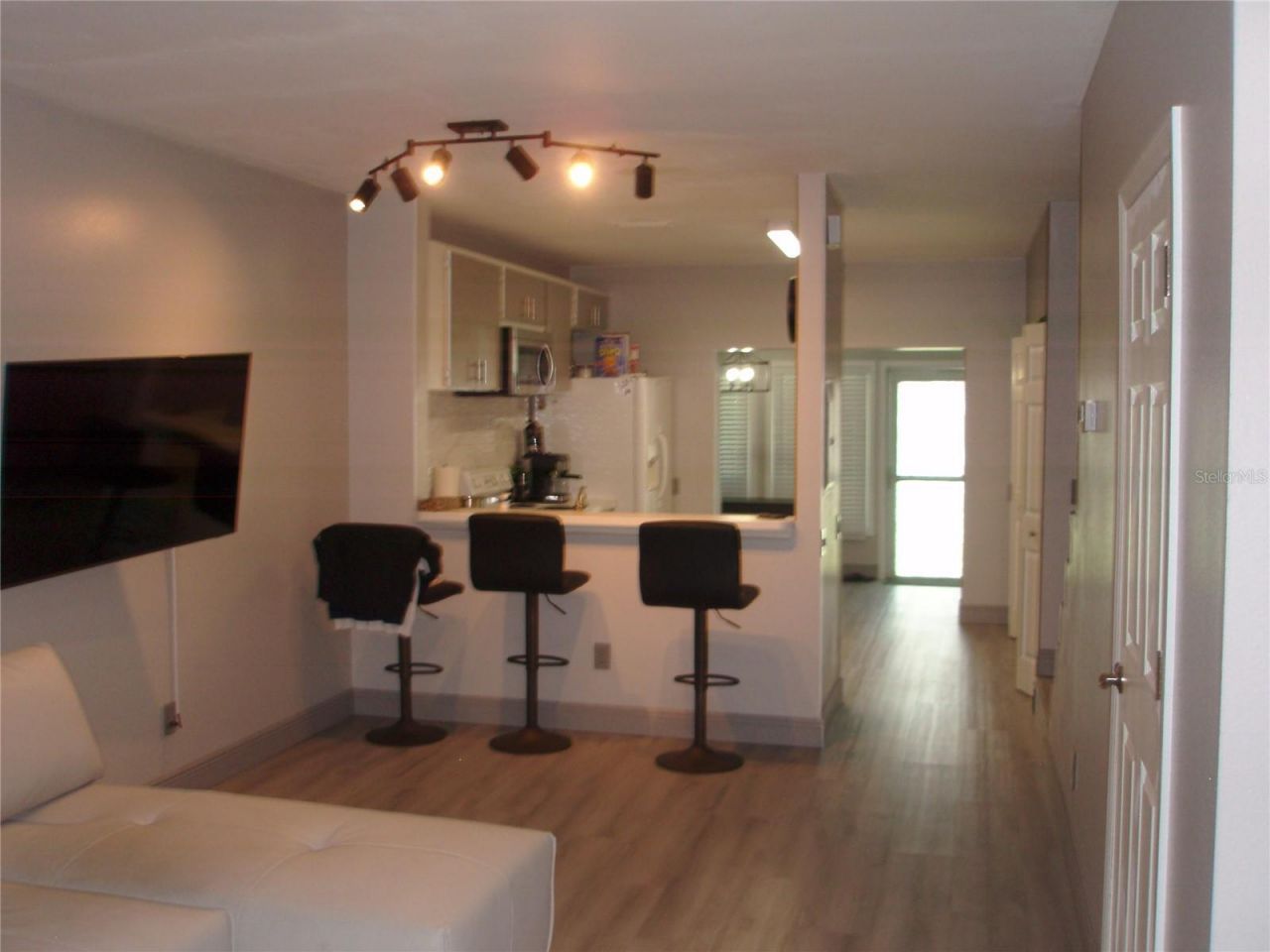 6210 Bayside Key Drive, Tampa, FL 33615 Photo