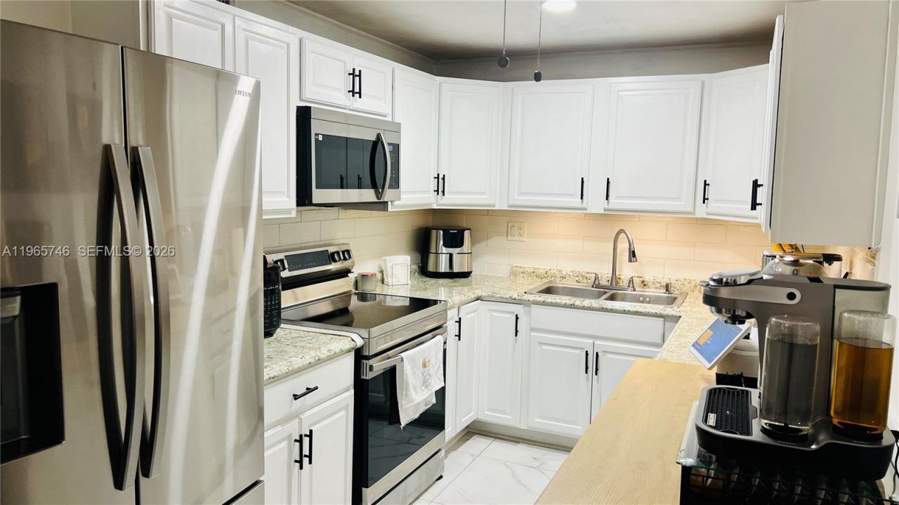 14250 SW 62nd St, Unit 319, Miami, FL 33183 Photo