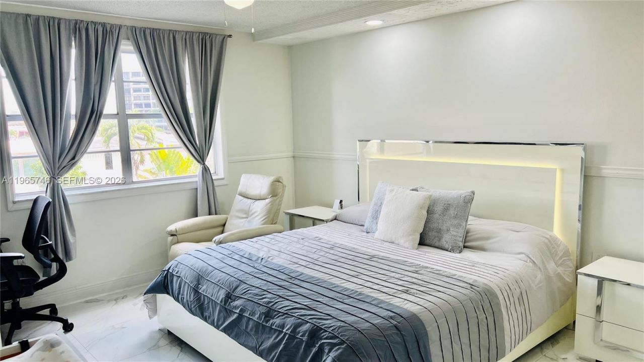 14250 SW 62nd St, Unit 319, Miami, FL 33183 Photo