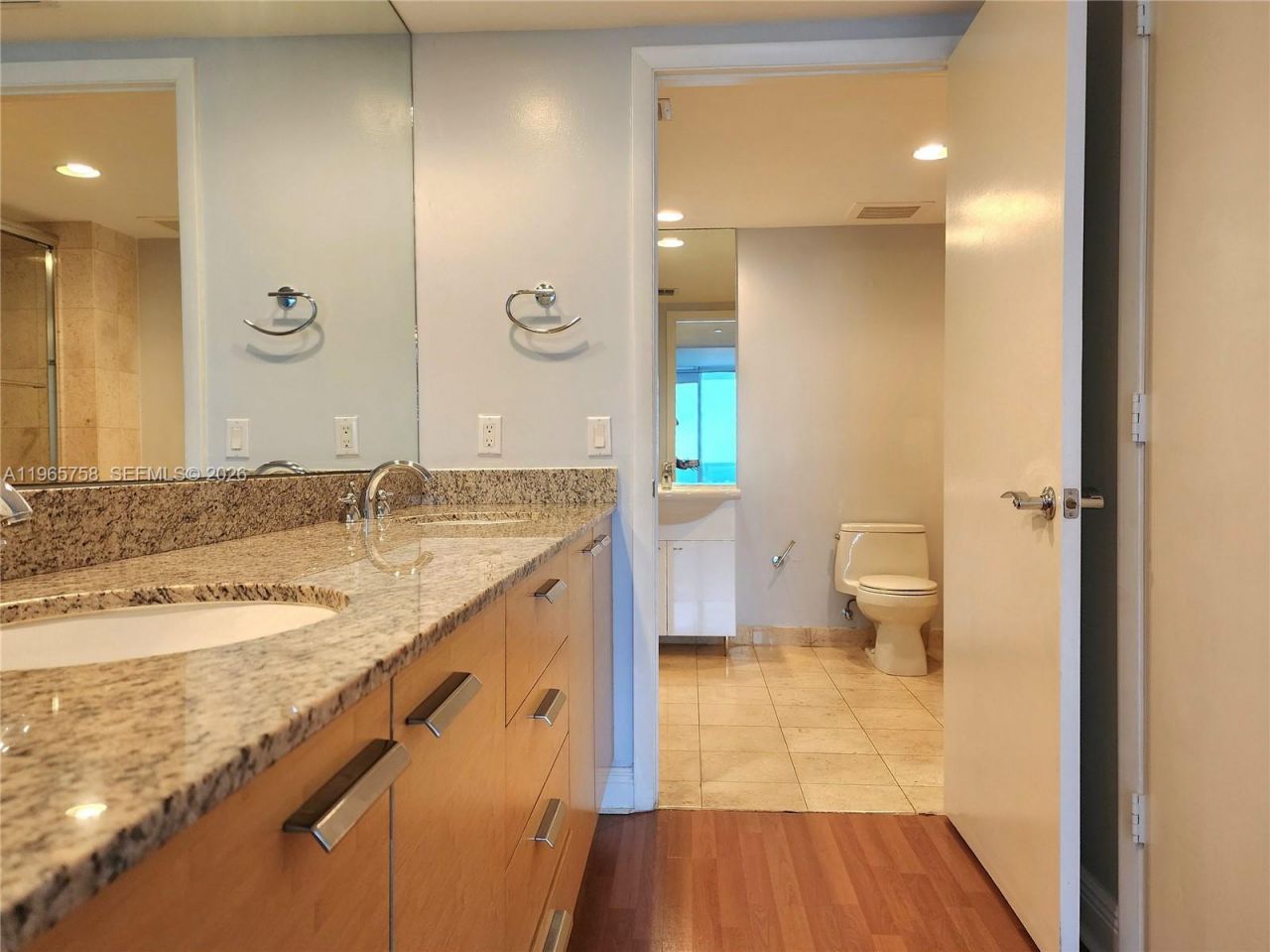 1800 S Ocean Dr, Unit 2406, Hallandale Beach, FL 33009 Photo