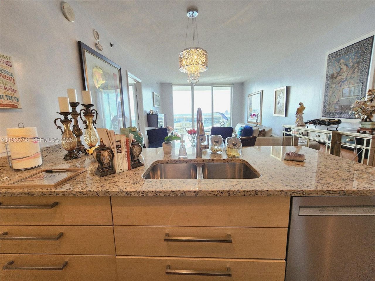 1800 S Ocean Dr, Unit 2406, Hallandale Beach, FL 33009 Photo