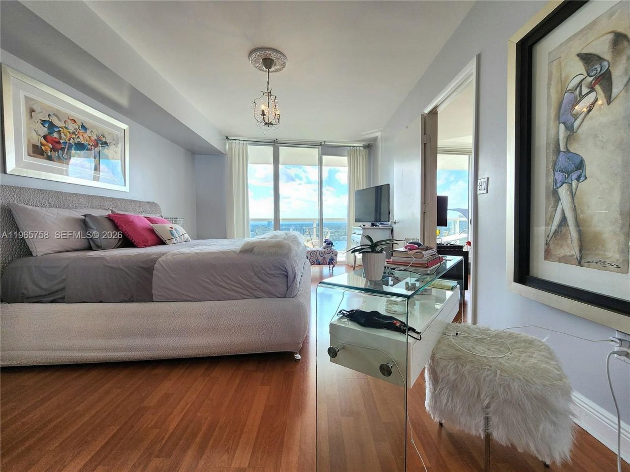 1800 S Ocean Dr, Unit 2406, Hallandale Beach, FL 33009 Photo