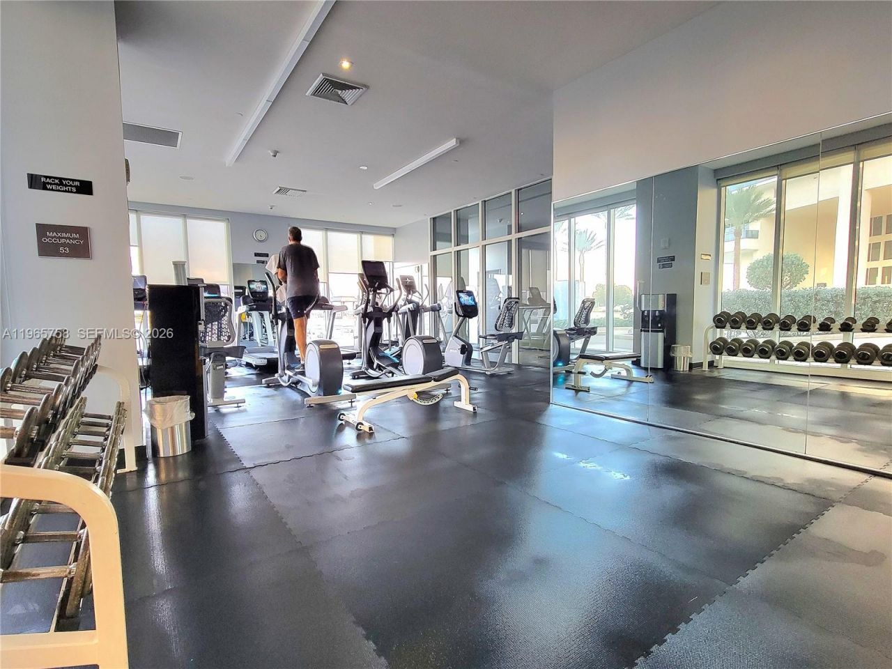 1800 S Ocean Dr, Unit 2406, Hallandale Beach, FL 33009 Photo