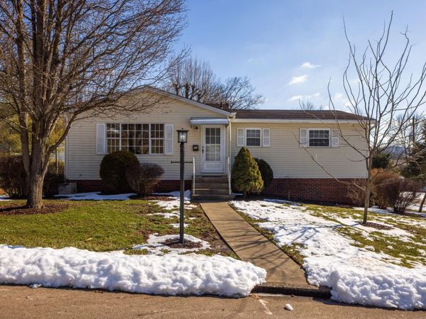 44 Strathmore Boulevard, Athens, OH 45701