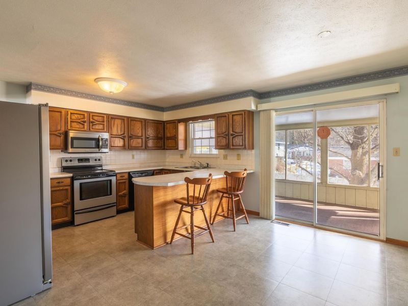 44 Strathmore Boulevard, Athens, OH 45701 Photo 11