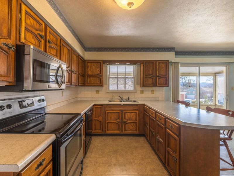 44 Strathmore Boulevard, Athens, OH 45701 Photo 14