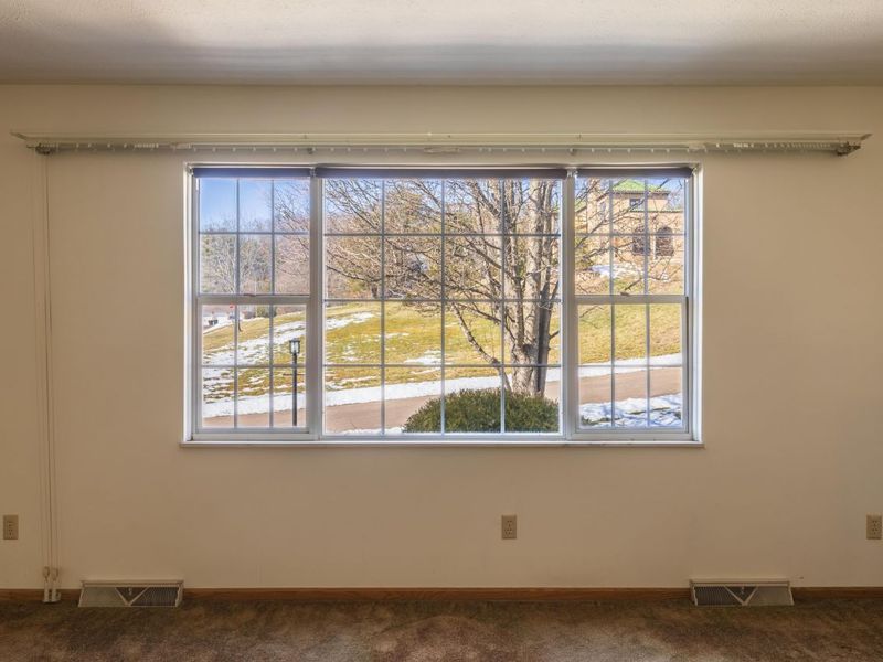 44 Strathmore Boulevard, Athens, OH 45701 Photo 9