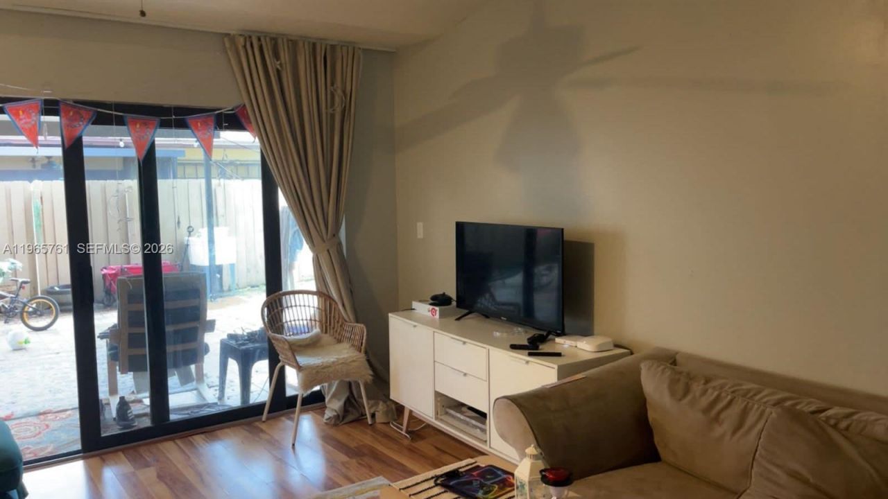 7509 SW 26th Ct, Unit 5, Davie, FL 33314 Photo