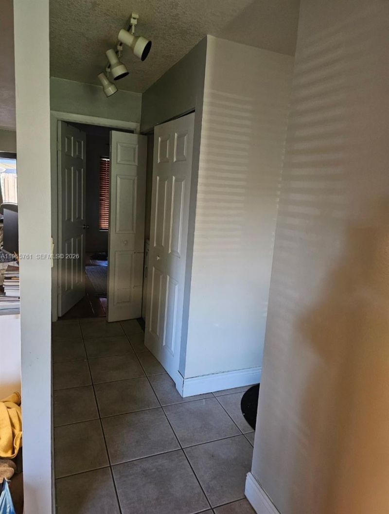 7509 SW 26th Ct, Unit 5, Davie, FL 33314 Photo