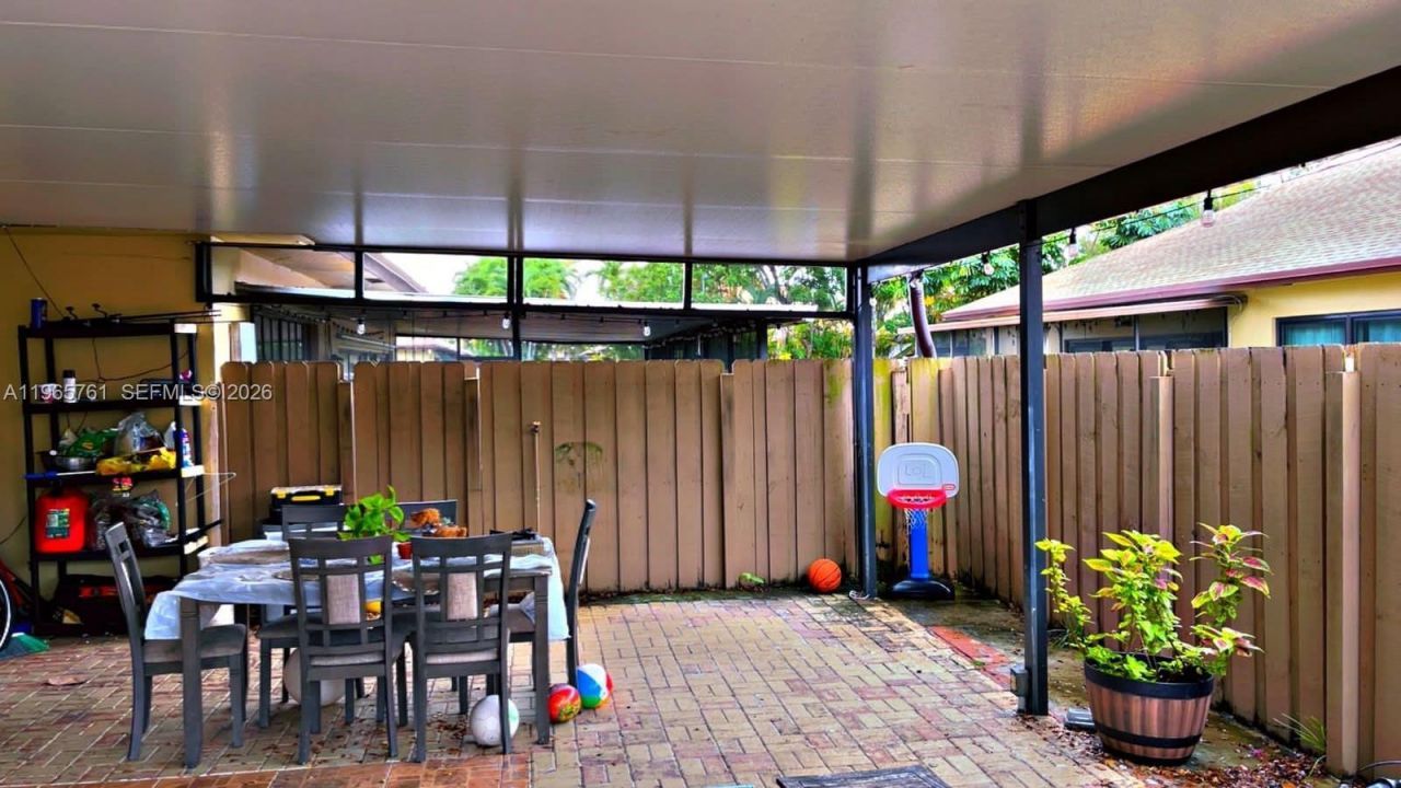 7509 SW 26th Ct, Unit 5, Davie, FL 33314 Photo