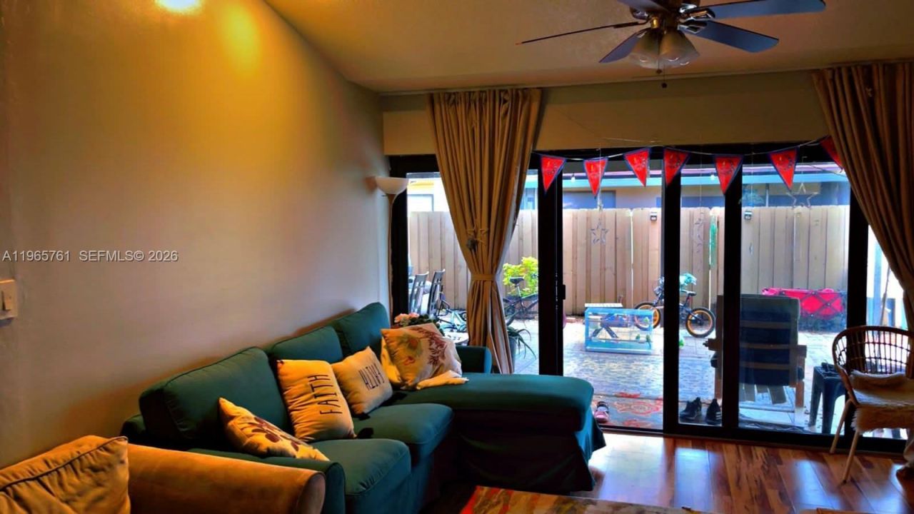 7509 SW 26th Ct, Unit 5, Davie, FL 33314 Photo