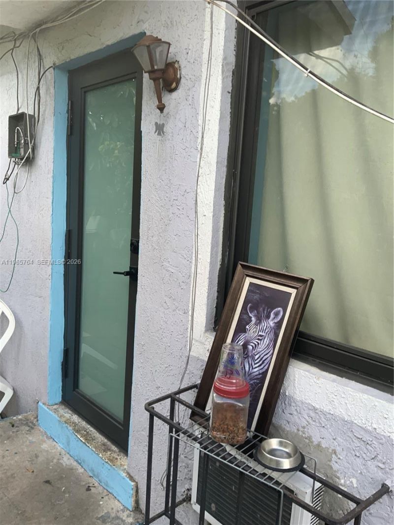 896 NW 103rd St, Miami, FL 33150 Photo