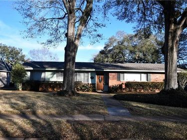 5711 NAVAHO Trail, Alexandria, LA 71301
