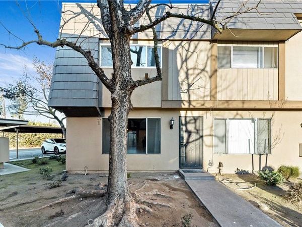 5188 W Ashlan, Fresno, CA 93612