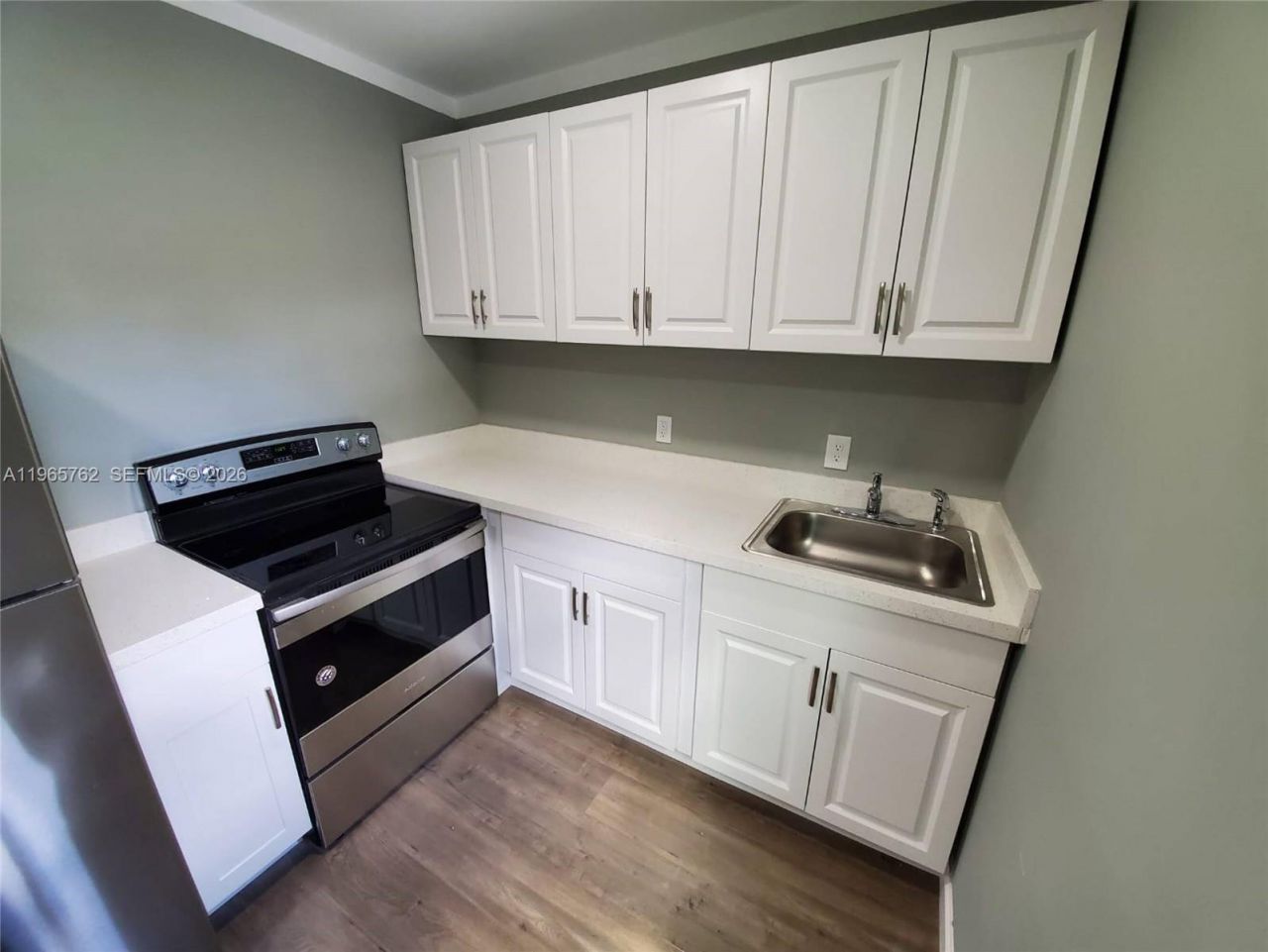 2425 NW 28th St, Miami, FL 33142 Photo