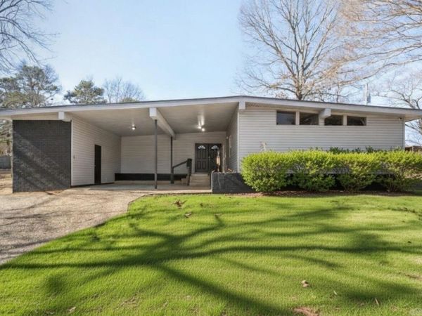 3913 Sandra Lane, Benton, AR 72019