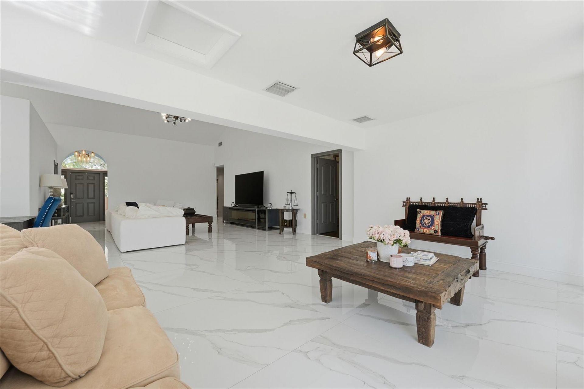 1530 Wilderness Road, West Palm Beach, FL 33409 Photo