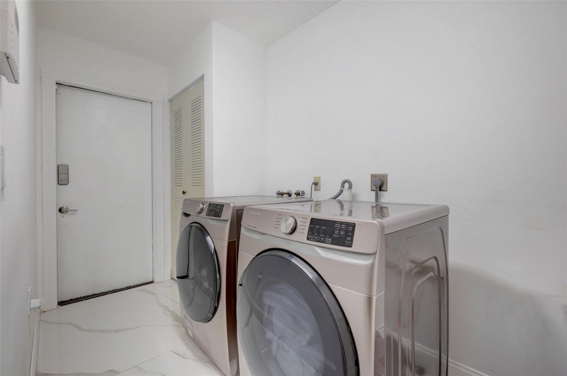 1530 Wilderness Road, West Palm Beach, FL 33409 Photo